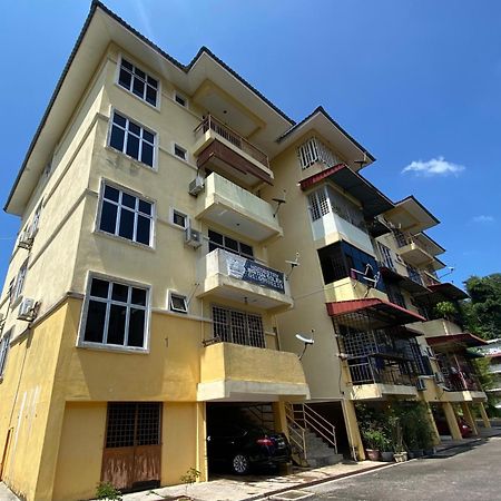 D'Kapas Homestay Kuala Terengganu Exterior foto